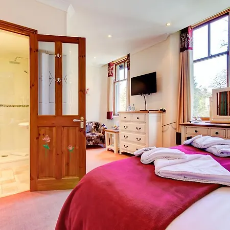 No.4 Guest House - Adults Only