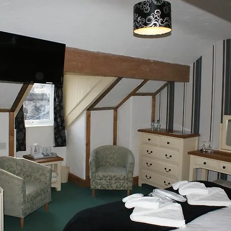 No.4 - Adults Only Windermere