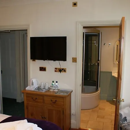No.4 - Adults Only * Windermere